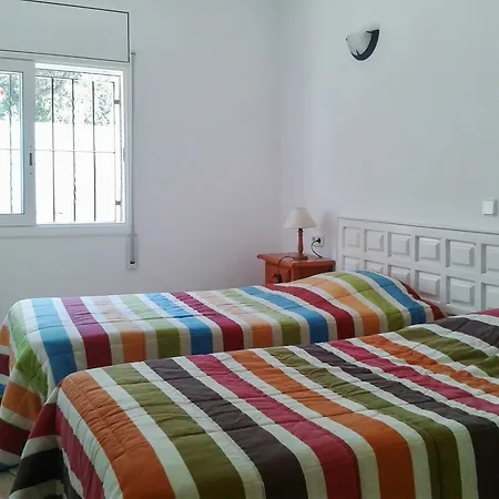 Apartment Elegant In The Heart Of The Costa Brava With 2 Bedrooms - 10 *